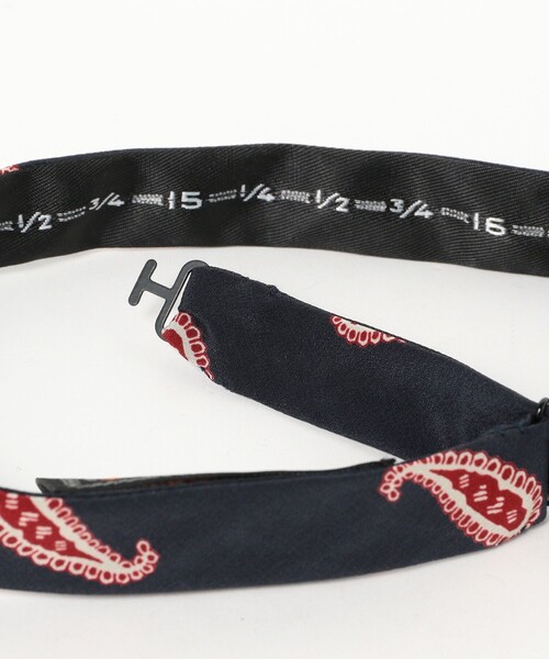 BEAMS PLUS（ビームスプラス）の「BEAMS PLUS / プリントペイズリー ボウタイ（ネクタイ・メンズ・ブラウン/レッド/ネイビー・ONE SIZE）」の18枚目の写真