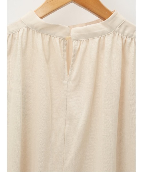 m.f.editorial(エムエフエディトリアル)の「m.f.エディトリアル レディース ハイブリッド プチハイネック半袖プルオーバー(Tシャツ/カットソー・レディース・ホワイト/ブラック/ベージュ/サックスブルー・MEDIUM/LARGE)」の13枚目の写真