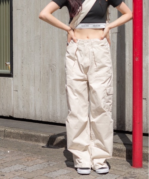 SpRay（スプレイ）の「ツィルカーゴワイドパンツ（カーゴパンツ・レディース・ブラック/カーキ/オフホワイト/アイボリー・MEDIUM/SMALL）」の10枚目の写真