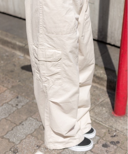SpRay（スプレイ）の「ツィルカーゴワイドパンツ（カーゴパンツ・レディース・ブラック/カーキ/オフホワイト/アイボリー・MEDIUM/SMALL）」の15枚目の写真