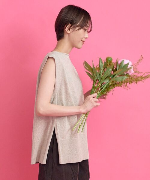 Kari & lili（カウリアンドリィリィ）の「ノースリニットTOPS（ニット/セーター・レディース・オフホワイト/ライトブルー/ブラック/ライトグレー・FREE）」の17枚目の写真