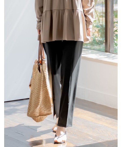 Re:EDIT（リエディ）の「[UVカット][接触冷感][速乾][水陸両用][DAILY SWIM][低身長/高身長/大きいサイズ有]ラッシュガードフロントスリットorスリットなし選べるスイムパンツ（水着・レディース・ブラック/ブラウン/ブラウン系その他/ブラック系その他・SHORT/MEDIUM/TALL/LARGE/X-LARGE）」の14枚目の写真