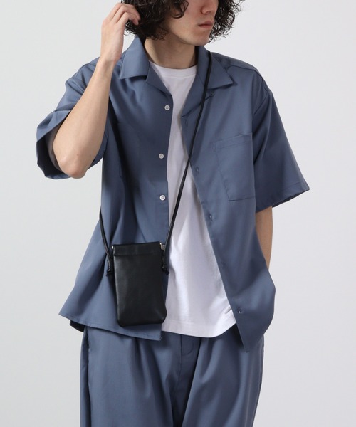 propellerheads（プロペラヘッズ）の「propellerheads 合成皮革ばね口スマホポーチ（ショルダーバッグ・レディース・ブルー/オフホワイト/ブラック/ベージュ/イエロー・FREE）」の16枚目の写真