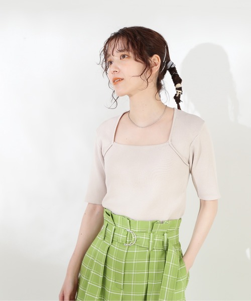 N.（N. Natural Beauty Basic）（エヌエヌナチュラルビューティーベーシック）の「◆トラペーズネックリブニット（ニット/セーター・レディース・ライトグレー/チョコ/マスタード・MEDIUM）」の6枚目の写真