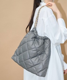 インナーポーチ付チェーンハンドルキルティングトート