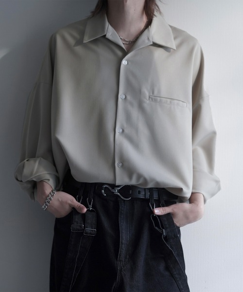 cussil（クシル）の「【cussil/クシル】TRストレッチルーズシルエット2wayオープンカラーロングスリーブシャツ（シャツ/ブラウス・メンズ・ライトグレー/チャコールグレー/ブラック/オフホワイト/ダークブラウン/ダークグリーン/ライトブルー/グレイッシュベージュ・M/L/S）」の6枚目の写真