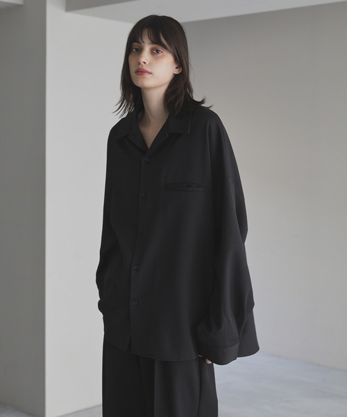 cussil（クシル）の「【cussil/クシル】TRストレッチルーズシルエット2wayオープンカラーロングスリーブシャツ（シャツ/ブラウス・メンズ・ライトグレー/チャコールグレー/ブラック/オフホワイト/ダークブラウン/ダークグリーン/ライトブルー/グレイッシュベージュ・M/L/S）」の19枚目の写真