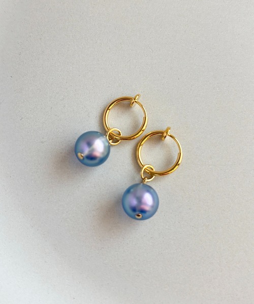 tone（トーン）の「【As】【アレルギー対応】ゆらゆら　小ぶりフープ　イヤリング（サージカルステンレス）(MA)（イヤリング・レディース・シルバー/ゴールド/シルバー系2/ゴールド系2/ブルー/ベージュ/グレー/ホワイト/ピンク/グレー系その他2/ブルー系2/グリーン/パープル/ピンク系2/ピンク系3・FREE）」の21枚目の写真