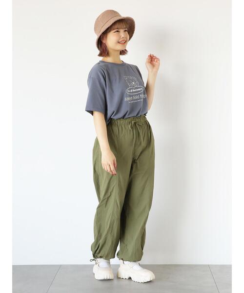 ehka sopo（エヘカソポ）の「くまプリントTシャツ（Tシャツ/カットソー・レディース・オフホワイト/ブルー/ラベンダー/ベージュ・F）」の6枚目の写真