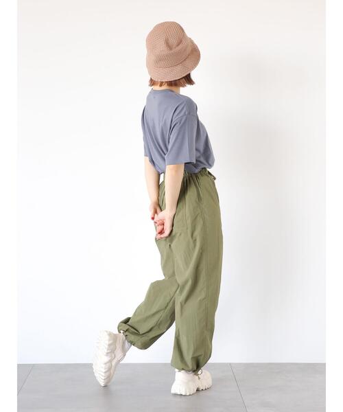 ehka sopo（エヘカソポ）の「くまプリントTシャツ（Tシャツ/カットソー・レディース・オフホワイト/ブルー/ラベンダー/ベージュ・F）」の17枚目の写真