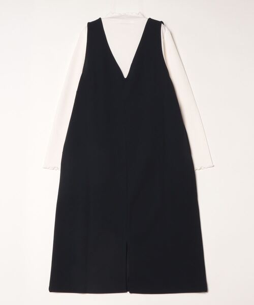 NAVY（ネイビー）の「時短アンサンブル ジャンパースカート+ハイネック長袖Tシャツ セット（ジャンパースカート・レディース・ブラウン/ネイビー/ブラック・L/M）」の4枚目の写真