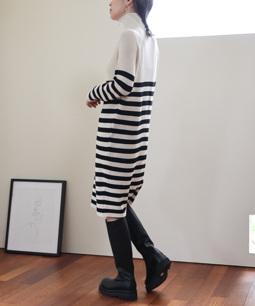 ULEULA（ウルア）の「ハーフZIPボーダーニットワンピース（ワンピース・レディース・アイボリー/ブラック・FREE）」の5枚目の写真