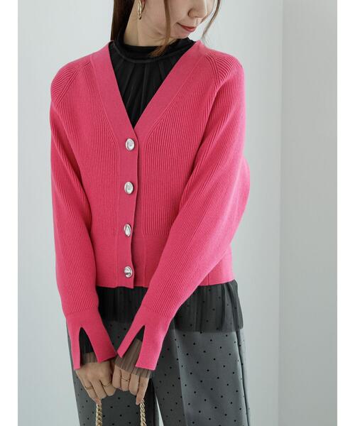 Te chichi(テチチ)の「【大人の洗練カラーニット】衿裏配色Vネックドルマンカーディガン(カーディガン/ボレロ・レディース・ブラック/ピンク/オフホワイト/グレー・F)」の6枚目の写真