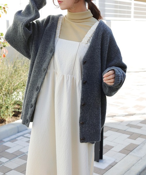 Crisp（クリスプ）の「タートルスリットスリーブニット（ニット/セーター・レディース・グレー/イエロー/ブルー/アイボリー・FREE）」の12枚目の写真