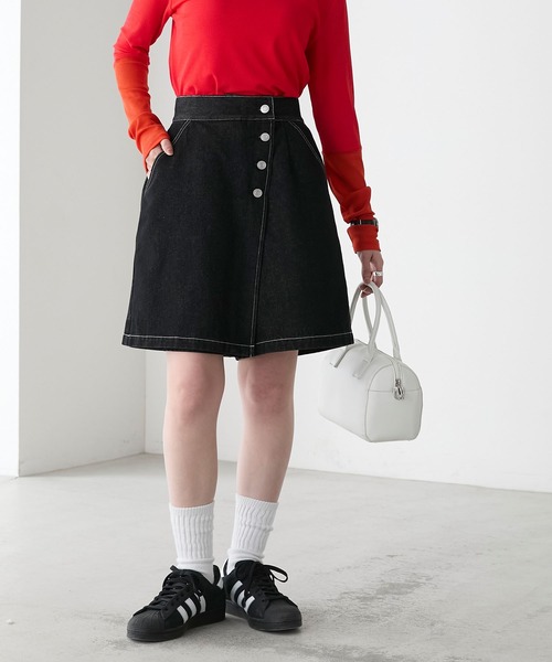 BONLECILL（ボンルシール）の「ラップデザインデニムショートパンツ（デニムパンツ・レディース・ブラック/ブルー系1/ネイビー・L/M）」の5枚目の写真