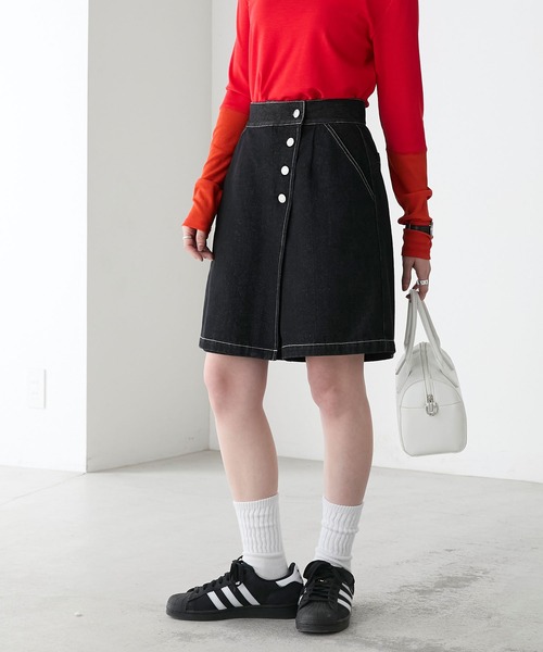 BONLECILL（ボンルシール）の「ラップデザインデニムショートパンツ（デニムパンツ・レディース・ブラック/ブルー系1/ネイビー・L/M）」の6枚目の写真