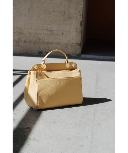 Andemiu(アンデミュウ)の「【改良】カシメバッグNEWモデル106963(トートバッグ・レディース・グレイッシュベージュ/イエロー/ブラック/ラベンダー/アイボリー・FREE)」の5枚目の写真