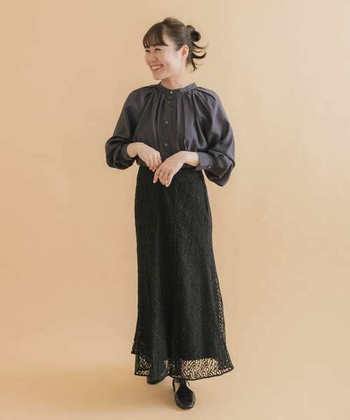 URBAN RESEARCH ROSSO WOMEN（アーバンリサーチ　ロッソ）の「ランダムタックセミシアーブラウス（シャツ/ブラウス・レディース・ライトピンク/チャコールグレー/オフホワイト・FREE）」の13枚目の写真