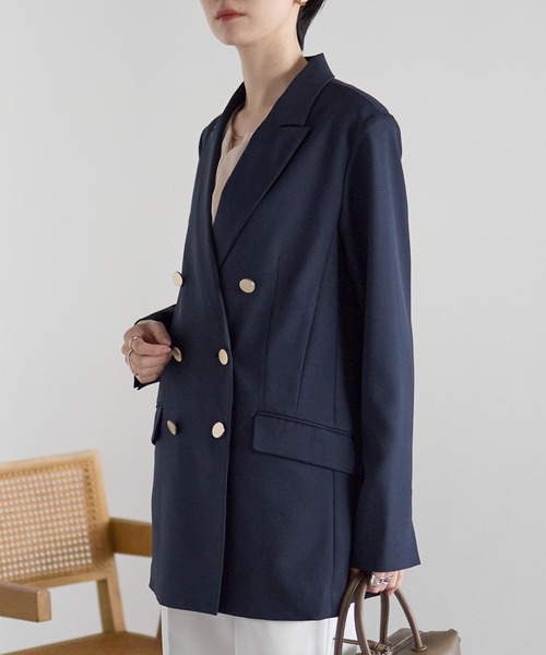 RIRIYANO（リリヤーノ）の「金ボタンテーラードジャケット　─RIRIYANO─（テーラードジャケット・レディース・ベージュ/ネイビー・SMALL/MEDIUM/LARGE/X-LARGE）」の6枚目の写真