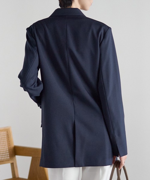 RIRIYANO（リリヤーノ）の「金ボタンテーラードジャケット　─RIRIYANO─（テーラードジャケット・レディース・ベージュ/ネイビー・SMALL/MEDIUM/LARGE/X-LARGE）」の7枚目の写真