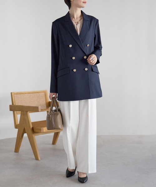 RIRIYANO（リリヤーノ）の「金ボタンテーラードジャケット　─RIRIYANO─（テーラードジャケット・レディース・ベージュ/ネイビー・SMALL/MEDIUM/LARGE/X-LARGE）」の10枚目の写真