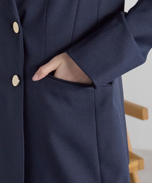 RIRIYANO（リリヤーノ）の「金ボタンテーラードジャケット　─RIRIYANO─（テーラードジャケット・レディース・ベージュ/ネイビー・SMALL/MEDIUM/LARGE/X-LARGE）」の15枚目の写真