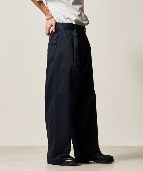 FREAK'S STORE(フリークスストア)の「限定展開 Wide Belted Slacks ワイドシルエット ベルテッド スラックス(スラックス・メンズ・チャコールグレー/ブラック/ベージュ/ネイビー/オリーブ・SMALL/MEDIUM/LARGE)」の15枚目の写真