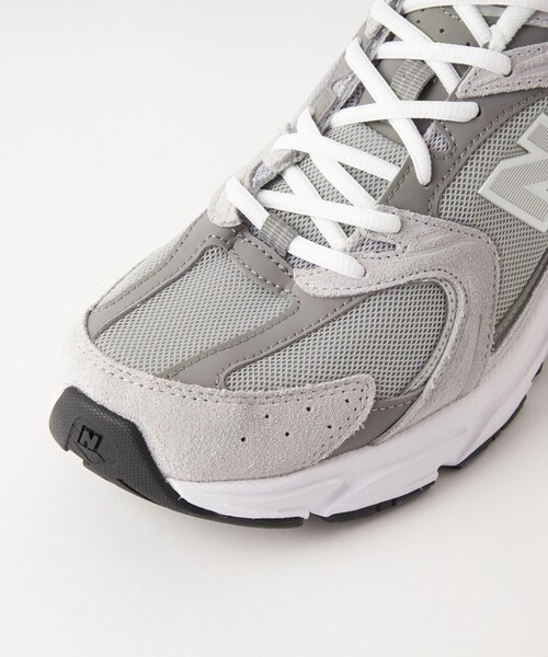 NEW BALANCE（ニューバランス）の「＜New Balance＞ MR530 スニーカー（スニーカー・レディース・ブラック/グレー・24.5cm/25cm/22.5cm/23cm/23.5cm/24cm）」の4枚目の写真