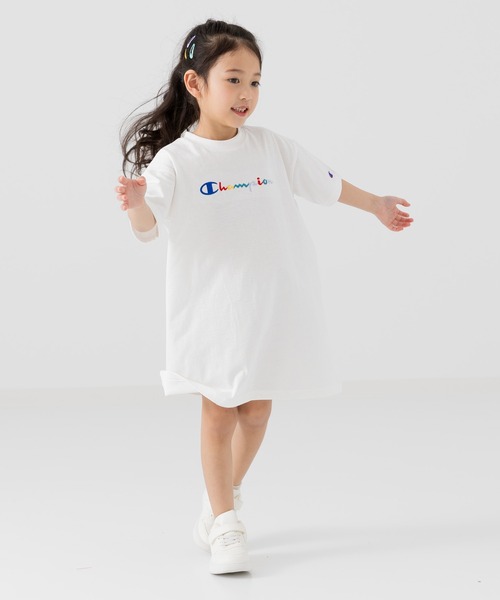 Champion(チャンピオン)の「champion / チャンピオン ロゴ 半袖ワンピース(ワンピース・キッズ・ブラック/ホワイト・120cm/130cm/110cm/100cm)」の13枚目の写真