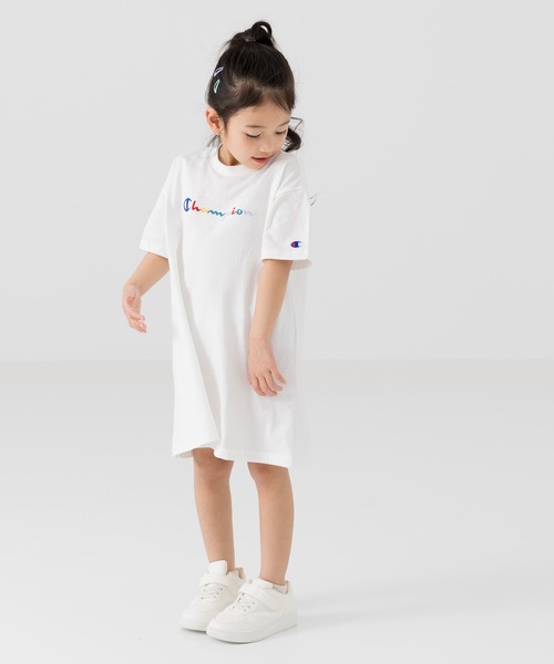 Champion(チャンピオン)の「champion / チャンピオン ロゴ 半袖ワンピース(ワンピース・キッズ・ブラック/ホワイト・120cm/130cm/110cm/100cm)」の14枚目の写真