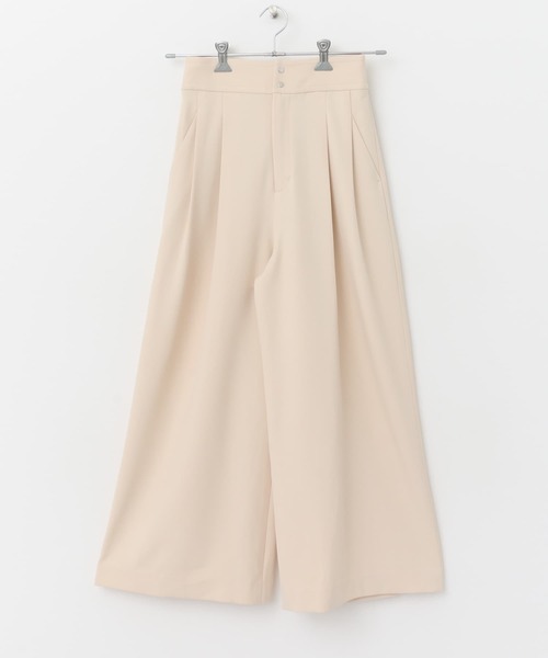 URBAN RESEARCH ROSSO WOMEN（アーバンリサーチ　ロッソ）の「ハイウエストタックワイドパンツ（その他パンツ・レディース・ライトベージュ/チャコールグレー・FREE）」の17枚目の写真