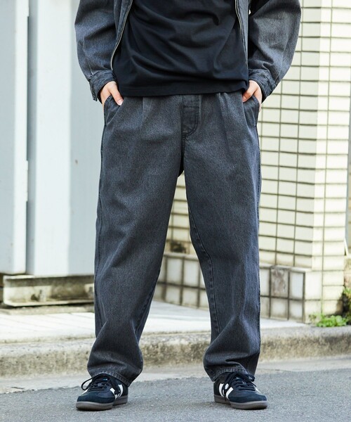 FREAK'S STORE（フリークスストア）の「EASY WEAR/デニム イージーパンツ/リラックスフィット（デニムパンツ・メンズ・ブラック/ネイビー/オフホワイト/ブルー・MEDIUM/SMALL/LARGE）」の11枚目の写真