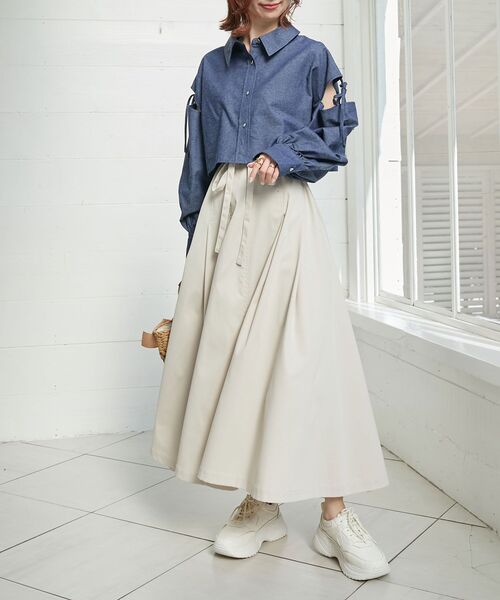 MAJESTIC LEGON（マジェスティックレゴン）の「ステッチラインタックフレアスカート（スカート・レディース・アイボリー/ネイビー/ブラック系その他2/ブラック・X-SMALL/SMALL/MEDIUM）」の14枚目の写真