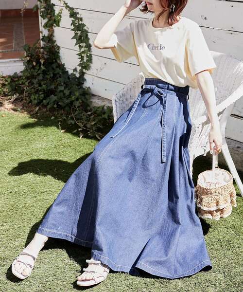 MAJESTIC LEGON（マジェスティックレゴン）の「ステッチラインタックフレアスカート（スカート・レディース・アイボリー/ネイビー/ブラック系その他2/ブラック・X-SMALL/SMALL/MEDIUM）」の18枚目の写真