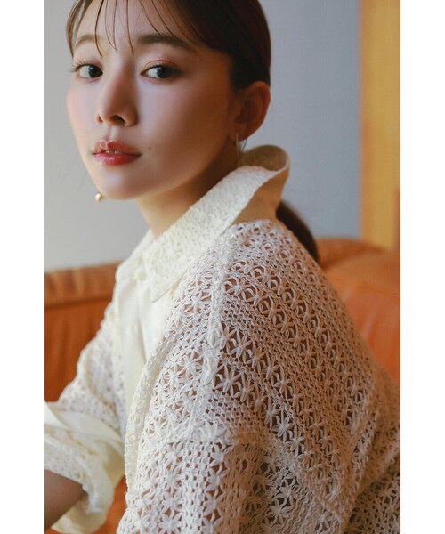 N.（N. Natural Beauty Basic）（エヌエヌナチュラルビューティーベーシック）の「◆ラッセルキカレースシャツ（シャツ/ブラウス・レディース・ブラック/オフホワイト・MEDIUM）」の12枚目の写真