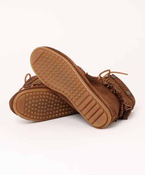 Minnetonka(ミネトンカ)の「【W】【it】【IW3】【ミネトンカ MINNETONKA】 ダブルフリンジ トランパー ブーツ(ブーツ・レディース・ブラウン系その他/ブラウン・US6/US5)」の4枚目の写真
