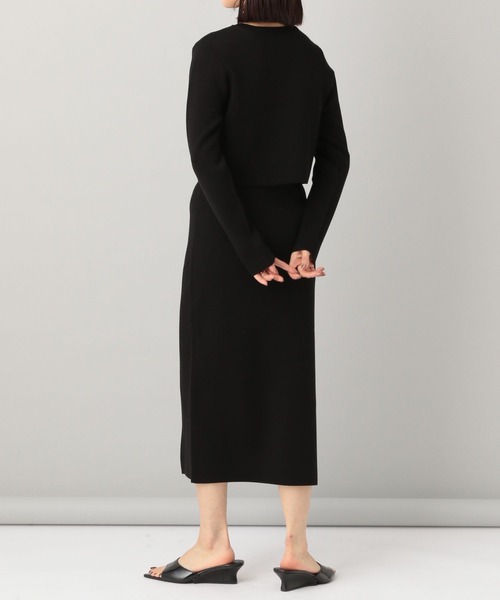 e/rm（イーアールエム）の「【e/rm】シルクコンクロップドプルオーバーニット（ニット/セーター・レディース・ブラック/アイボリー・FREE）」の4枚目の写真