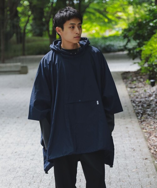 BEAMS JAPAN(ビームス ジャパン)の「【別注】小松マテーレ / ダントツ撥水(R) ポンチョ(ポンチョ・メンズ・ライトグレー/ネイビー/インディゴブルー・ONE SIZE)」の19枚目の写真