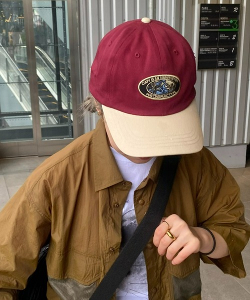 CIAOPANIC TYPY（チャオパニックティピー）の「【UNISEX】ワッペンバイカラーキャップ（キャップ・メンズ・ベージュ/アイボリー/ボルドー/グリーン/チャコールグレー・ONE SIZE）」の5枚目の写真