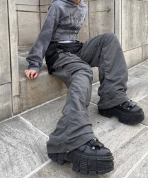 runningHIGH | 韓国ブランド runningHIGH ランニングハイ SHIRRING NYLON PARACHUTE PANTS シャーリングパンツ ナイロンパンツ スポーティパンツ オーバーサイズ 長ズボン 韓国ファッション ストリートファッション Y2Kファッション(カーゴパンツ)
