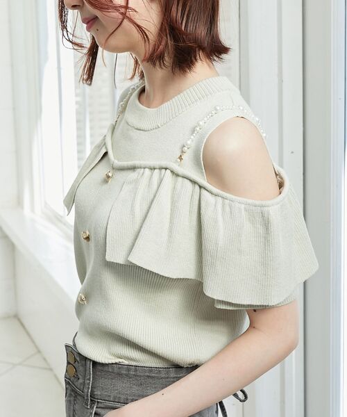 MAJESTIC LEGON（マジェスティックレゴン）の「パールストラップ肩あきニット（その他トップス・レディース・ライトグリーン/アイボリー/チャコールグレー・MEDIUM）」の6枚目の写真