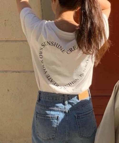 DIAVEL（ディアベル）の「【SALE激安中】ハートグラフィックロゴプリントオーバーサイズTシャツ／ユニセックス ビッグシルエット（Tシャツ/カットソー・レディース・ホワイト/アイボリー/ホワイト系その他/ブラック/ライトブルー/ブラック系その他/ダークグレー/ホワイト×ブラック・M）」の15枚目の写真