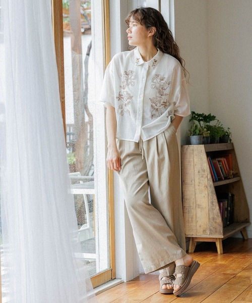 niko and...(ニコアンド)の「シアーメッシュ刺繍シャツ(シャツ/ブラウス・レディース・ネイビー/オフホワイト/ブルー・FREE)」の10枚目の写真