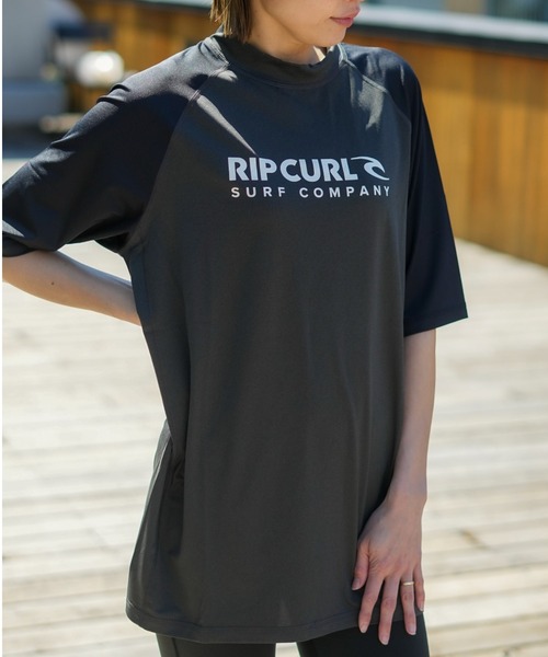【セール】【RIPCURL（リップカール）】M SHOCK UPF S/S UPF50+ (日焼け防止効果)リラックスフィットフロントプリント半袖ラッシュガード（ラッシュガード）｜RIP CURL（リップカール）