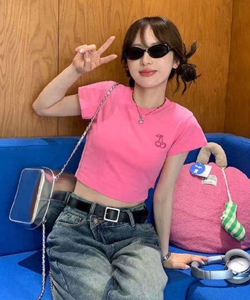 Mayree(メイリー)の「【Mayree】ショート丈クロップドチビTシャツ(Tシャツ/カットソー・レディース・グレー/イエロー/ピンク・SMALL/MEDIUM/LARGE)」の7枚目の写真
