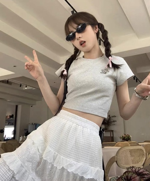 Mayree(メイリー)の「【Mayree】ショート丈クロップドチビTシャツ(Tシャツ/カットソー・レディース・グレー/イエロー/ピンク・SMALL/MEDIUM/LARGE)」の9枚目の写真