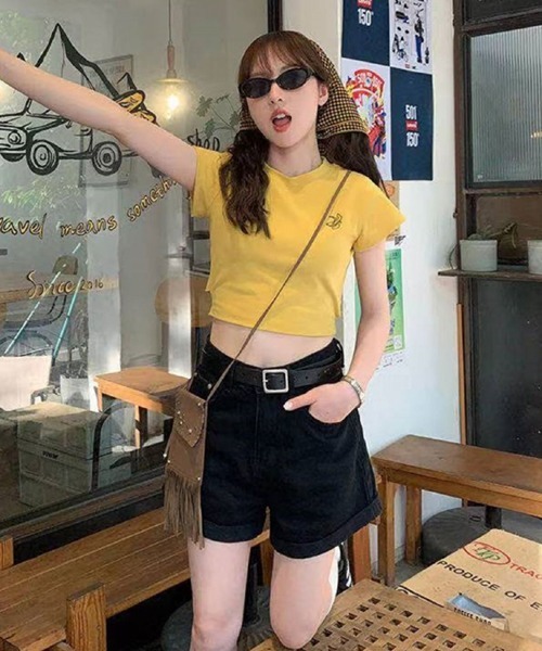 Mayree(メイリー)の「【Mayree】ショート丈クロップドチビTシャツ(Tシャツ/カットソー・レディース・グレー/イエロー/ピンク・SMALL/MEDIUM/LARGE)」の12枚目の写真