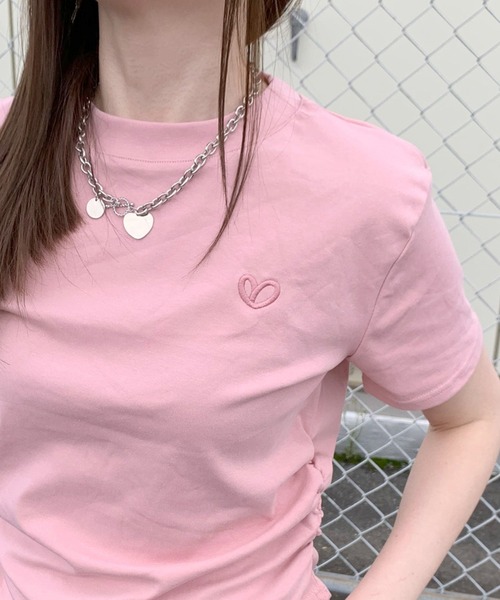 non-hedge(ノンヘッジ)の「ハート刺繍半袖Tシャツ(Tシャツ/カットソー・レディース・ブラック/オフホワイト/グレー/チャコールグレー/ピンク/ブラウン・FREE)」の12枚目の写真