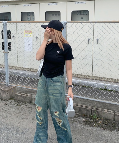 non-hedge(ノンヘッジ)の「ハート刺繍半袖Tシャツ(Tシャツ/カットソー・レディース・ブラック/オフホワイト/グレー/チャコールグレー/ピンク/ブラウン・FREE)」の19枚目の写真