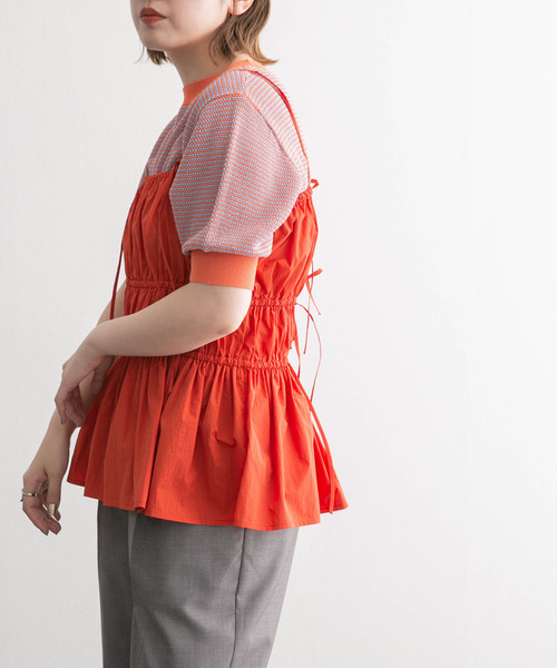 KBF(ケイビーエフ)の「ギャザーリボンビスチェ(ベスト・レディース・レッド系その他/アイボリー/ブラック・ONE)」の12枚目の写真